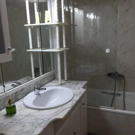 Apartment Spacious With Sea View Terrace In